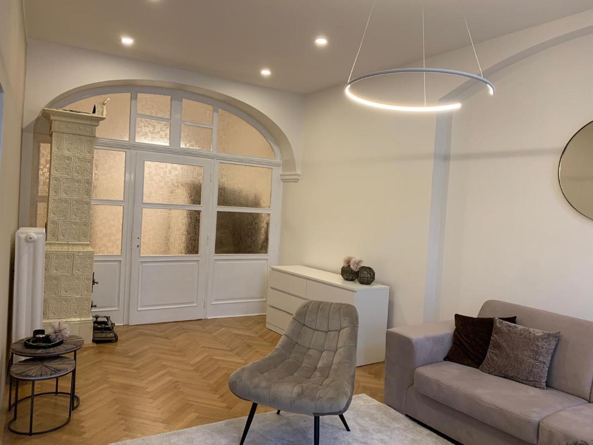 Appartement Bella Vista Collonade à Karlovy Vary Extérieur photo